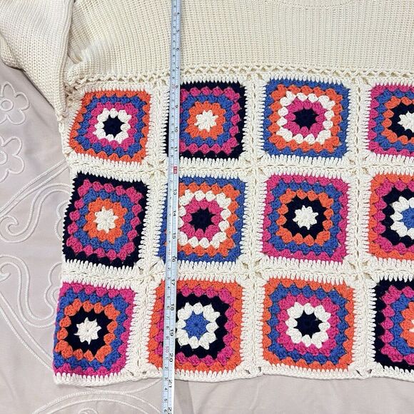 Sadie & Sage Floral Granny Crochet Sweater Relaxed Retro Contemporary Small - Picture 9 of 9